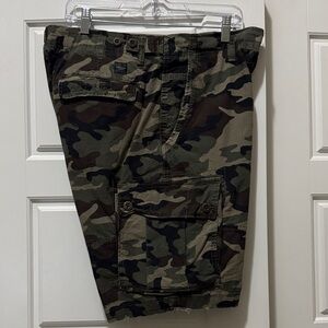 American Eagle Outfitters Camouflage Cargo Shorts